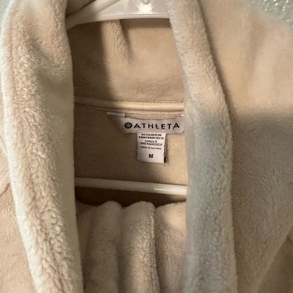 Athleta Cream Teddy Sherpa Pullover - Picture 4 of 5